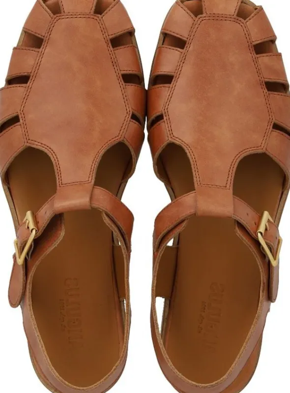 Sandal