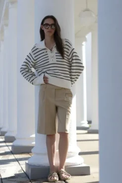 Scott Pleat Shorts
