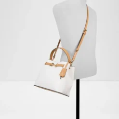 SELENIA SATCHEL