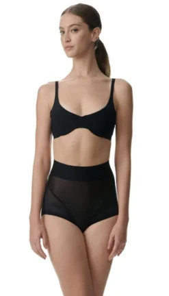 Sheer T. Curve Enhancing Brief -4W2021