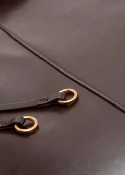 Shiny shoulder bag
