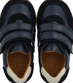 Sporty sneaker