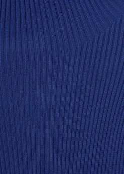 Sweater with asymmetrical turtlenec