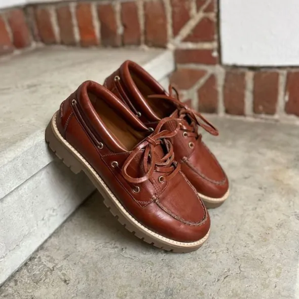 THE WALK LEATHER