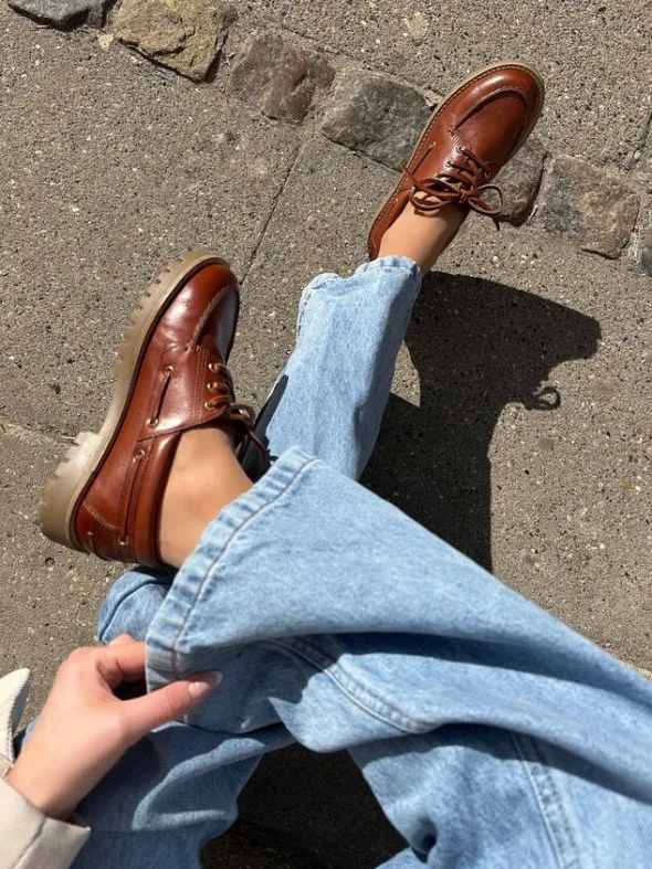 THE WALK LEATHER