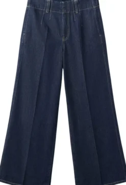 Wide leg mid-rise jeans